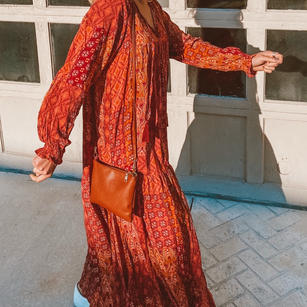 Dress Forum Los Angeles red quilted print longsleeve dress, women’s medium